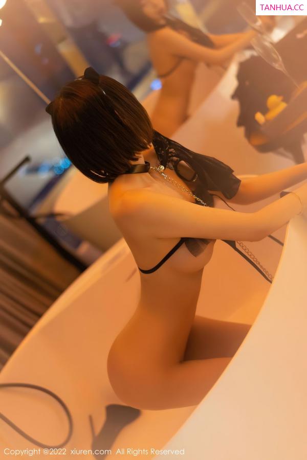 玥儿玥  [XiuRen]高清写真图 2022.05.04 No.4956 玥儿玥er第44张图片